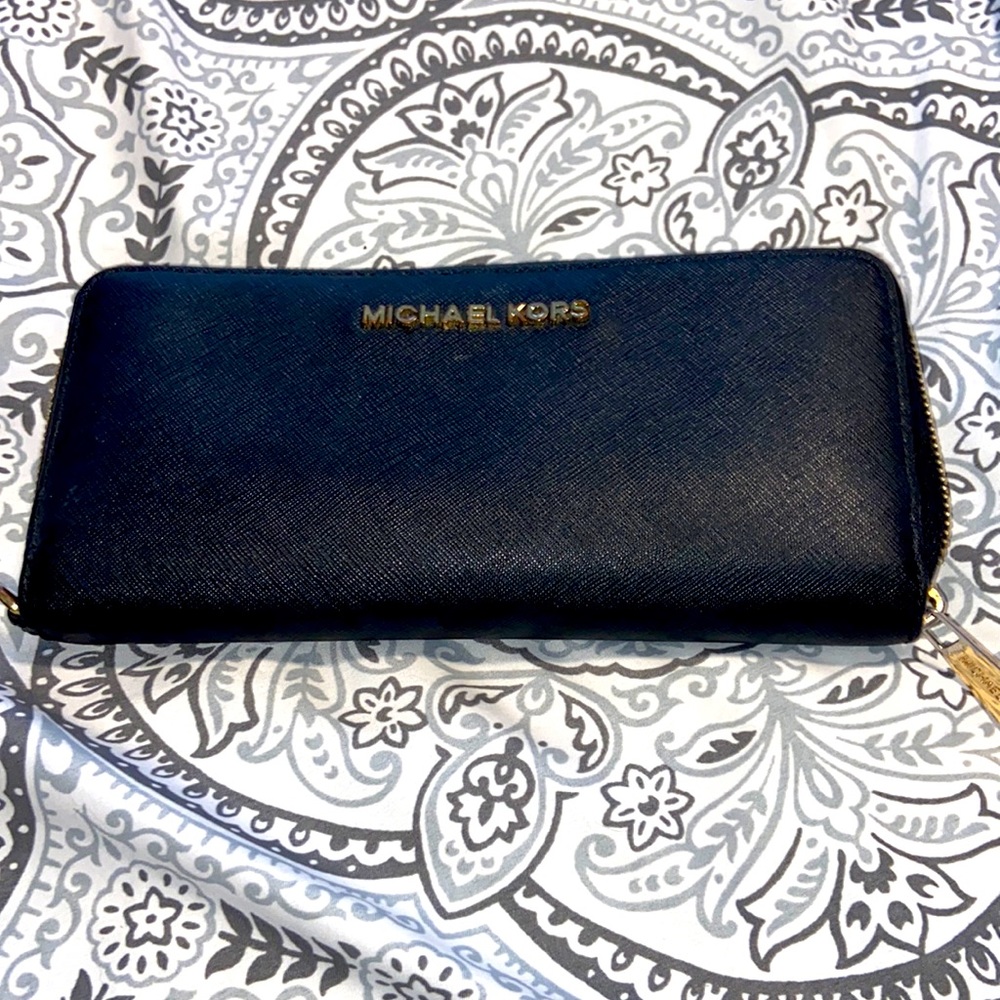 Micheal Kors Wallet